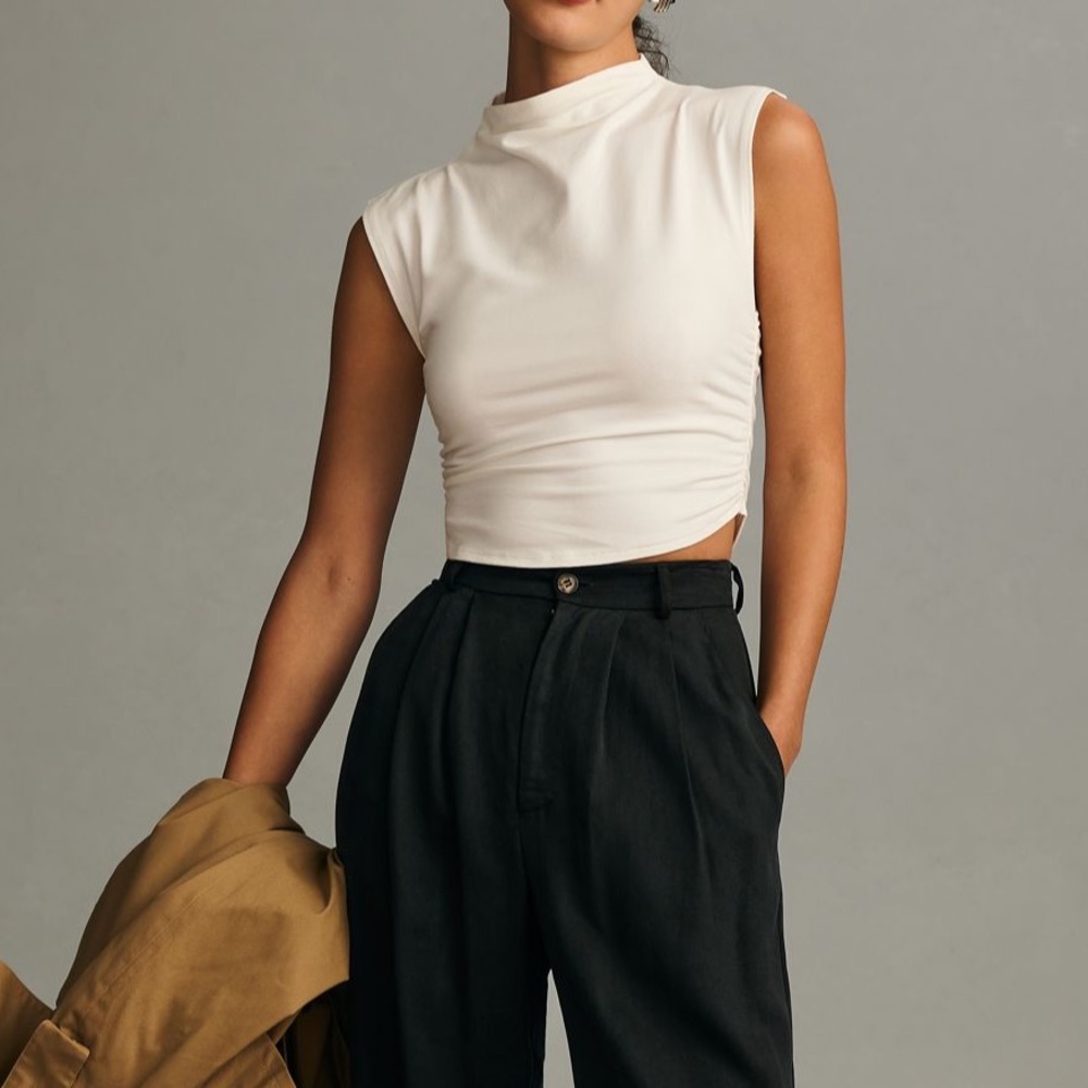 Reformation lindy knit top, sized M